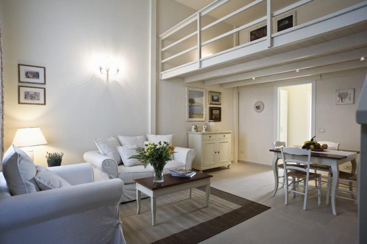 Cevoli Country Resort Lari المظهر الخارجي الصورة