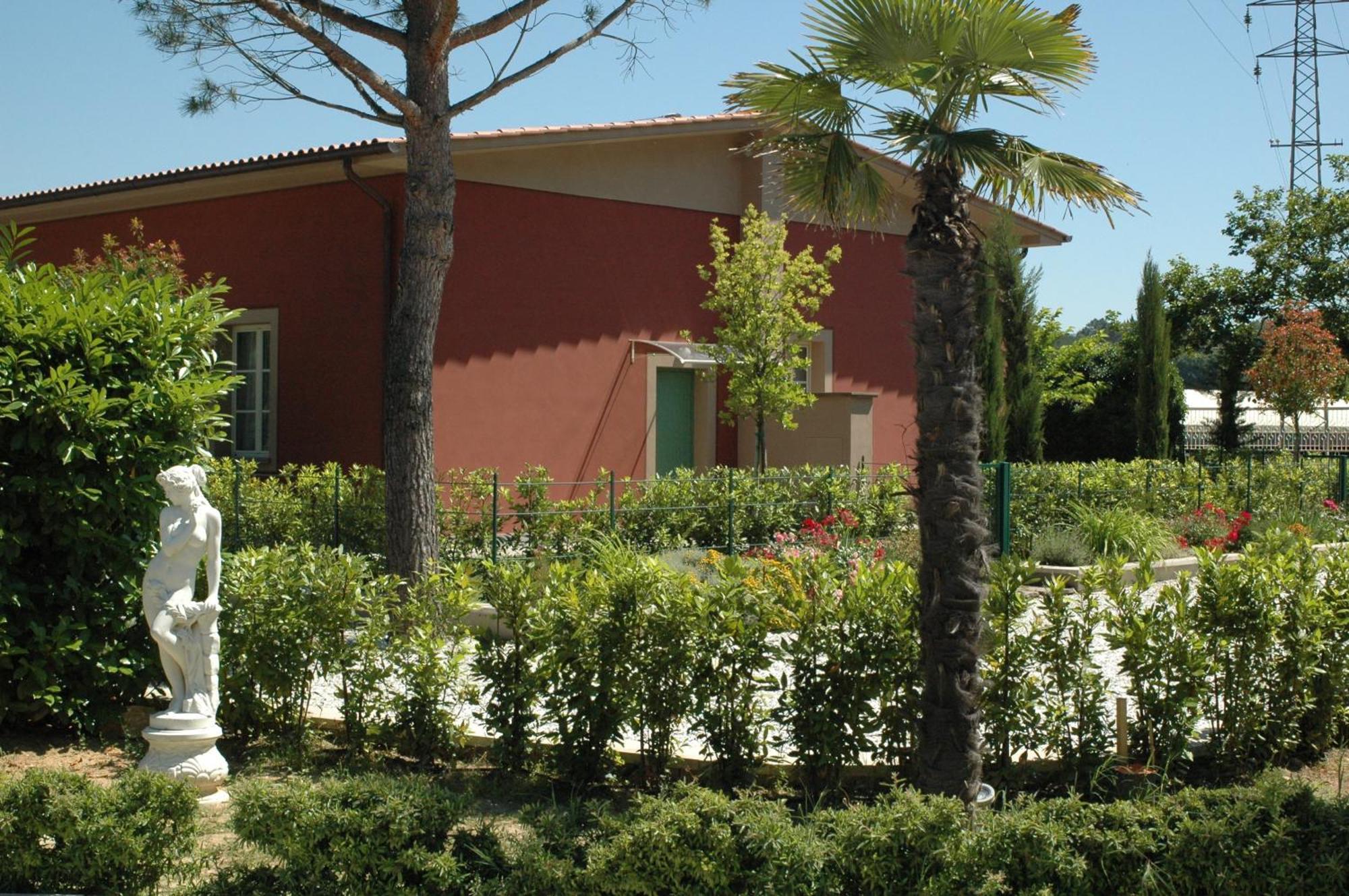 Cevoli Country Resort Lari المظهر الخارجي الصورة