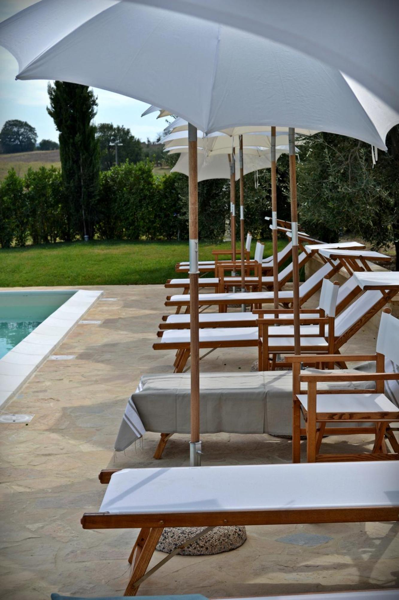 Cevoli Country Resort Lari المظهر الخارجي الصورة